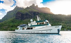 Askari yacht charter 