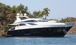 White Pearl yacht charter 
