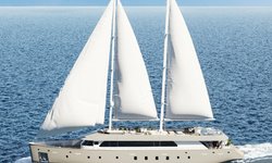 Maxita yacht charter 