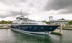 Shalimar yacht charter 