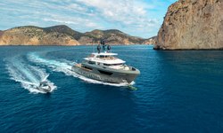 Moka yacht charter 