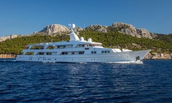 Illusion I yacht charter 