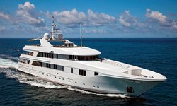 Star Diamond yacht charter