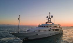 Vianne yacht charter 