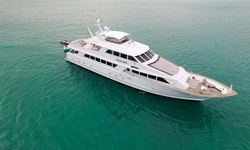 Ocean Drive yacht charter 