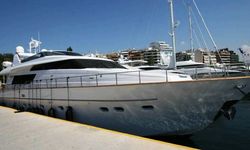 Dream yacht charter 