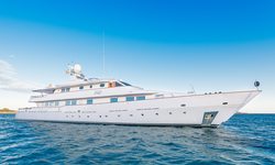 CD Two yacht charter 
