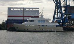 Seal yacht charter 