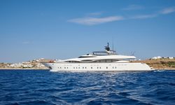 Pareaki II yacht charter 