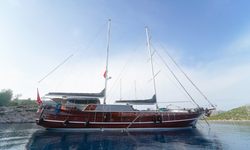 Kaptan Mehmet Bugra yacht charter 