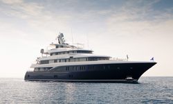 Arience yacht charter 