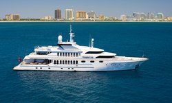 Triumphant Lady yacht charter 