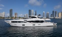 Santosh yacht charter 