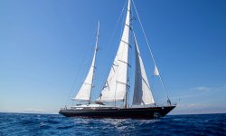 Burrasca yacht charter 