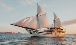 Prana yacht charter 