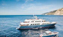 Chesella yacht charter 