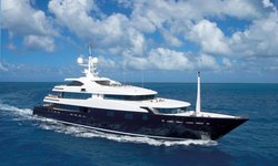 O'Eva yacht charter 