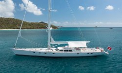 Cavallo yacht charter 
