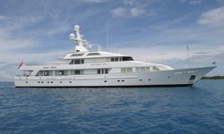 Maria yacht charter 