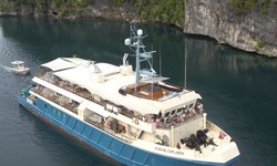 Kudanil Explorer yacht charter 
