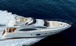 Wini yacht charter 