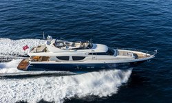 Mythos G yacht charter 