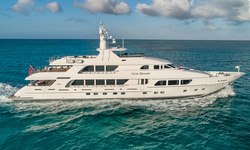 Carte Blanche yacht charter 