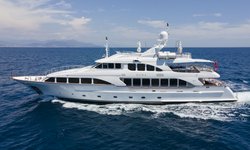 Aura yacht charter 