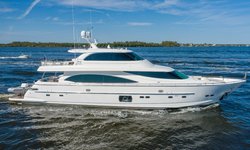 Naya Maryn yacht charter 