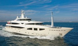 Maraya yacht charter 