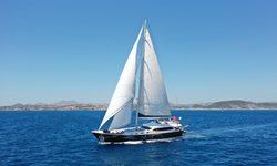 Gulmaria yacht charter 
