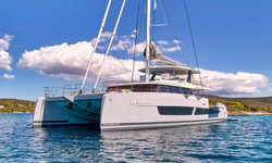 Ad Astra yacht charter 