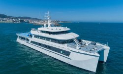Wayfinder yacht charter 