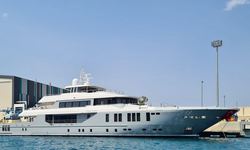 Thanuja yacht charter 