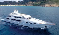 Attitude yacht charter 