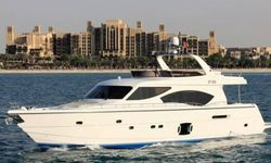 Lady Bella yacht charter 