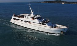 Osprey yacht charter 