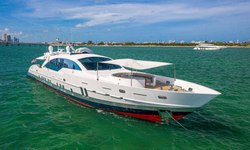 Double Shot yacht charter 