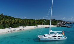 Zingara yacht charter 