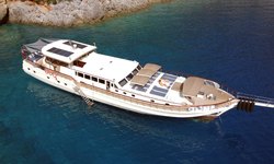 Always Smile yacht charter 