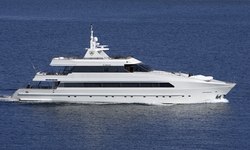 Corvus yacht charter 