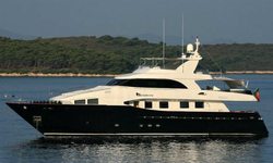 Lady Malak yacht charter 