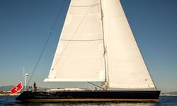 Umiko yacht charter 