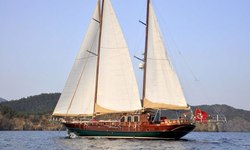 Mikado yacht charter 