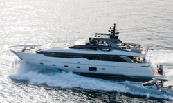 Danlou yacht charter 