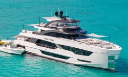 Boa Vida yacht charter 