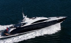 Quantum yacht charter 