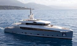 Aslec 4 yacht charter 
