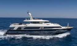 Hag yacht charter 