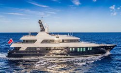 Bravado yacht charter 